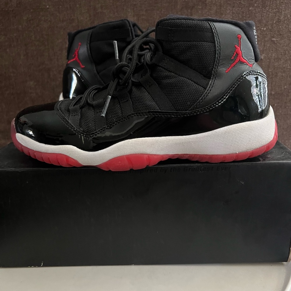 Jordan Bred 11s 2012 release